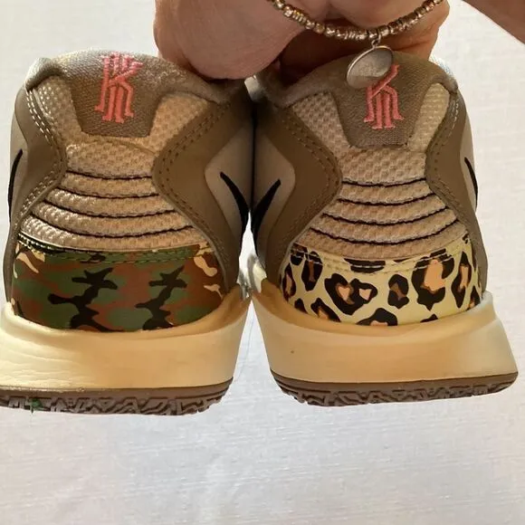 Nike Kyrie Infinity GS Basketball‎ Shoes Youth Size 4 Camo Leopard Iron Ore