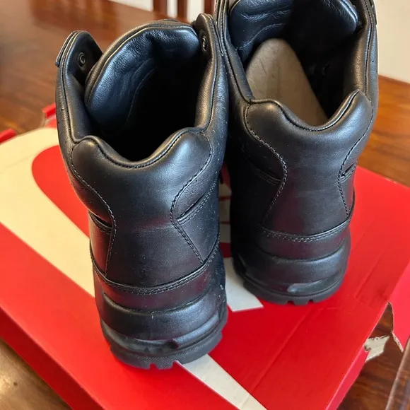 Nike Men's Air Max Goadome Black Athletic Shoes