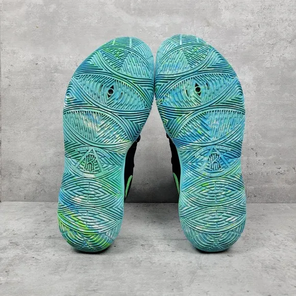 Nike Men's Kyrie 5 UFO Obsidian Light Blue Basketball Shoes Size 12 AO2918-400