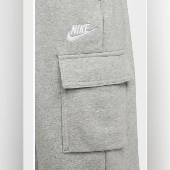 NIKE Oversize Fleece Cargo Sweatpants NWT