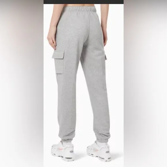 NIKE Oversize Fleece Cargo Sweatpants NWT