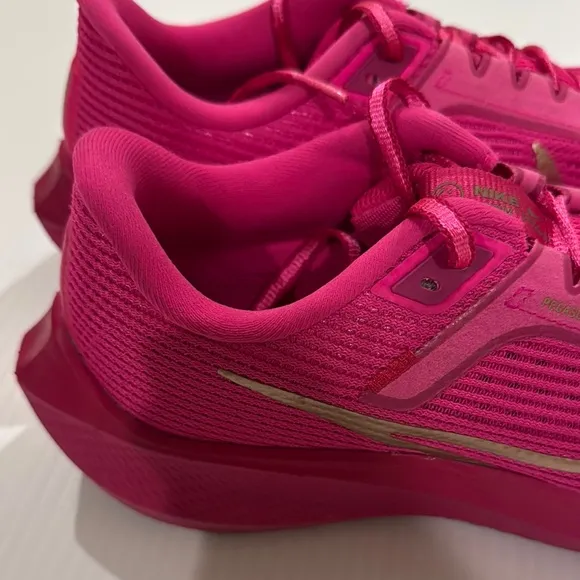 Nike Pegasus 40 Women's Size 8.5