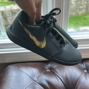 Nike phantom venom size 12c