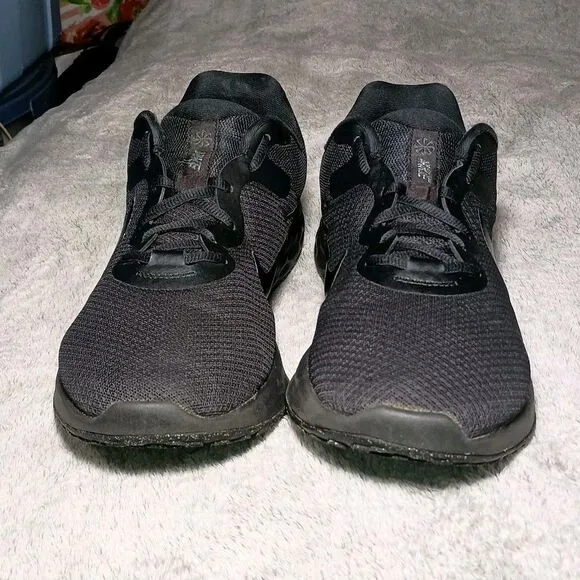 Nike Revolution 6 Next Nature Mens Size 11.5 Triple Black Running Shoes Sneakers