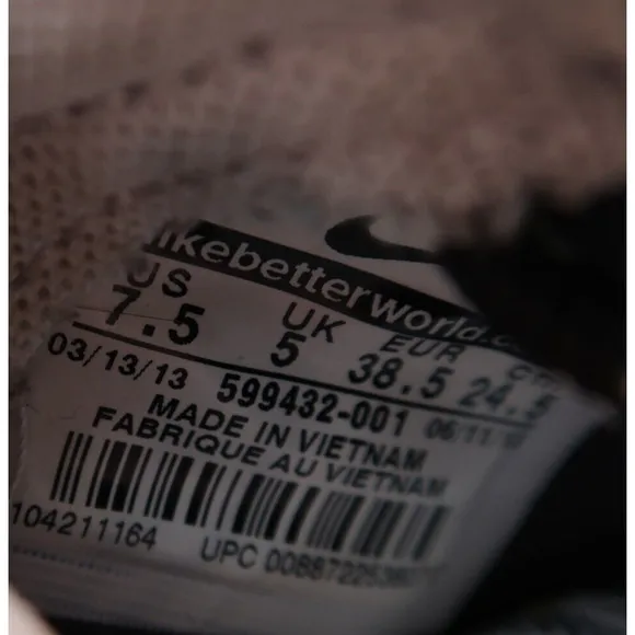 Nike Shoes Womens 7.5 Sneakers Athletic Roshe Run Print Lifestyle Active Comfort