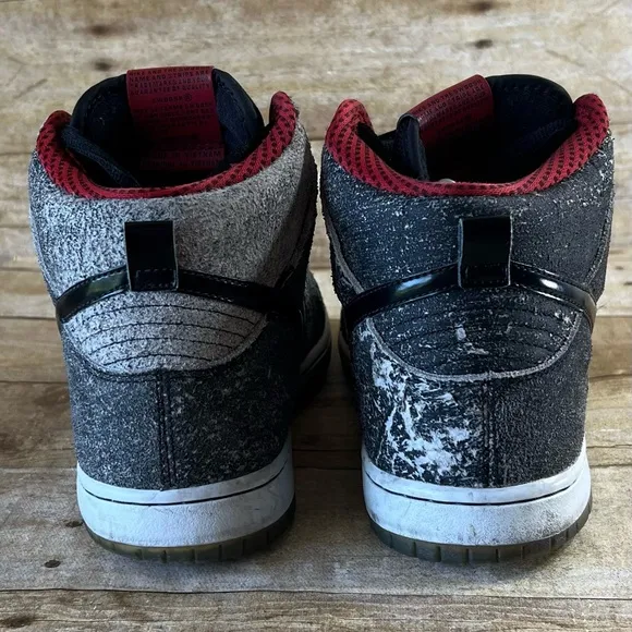 Nike Size 8.5 Men’s Dunk Sneakers