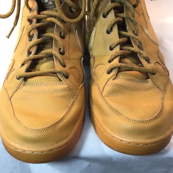Nike Son Of Force Sneakers Men’s Size 13 Mid-Winter Wheat Like-NEW Condition
