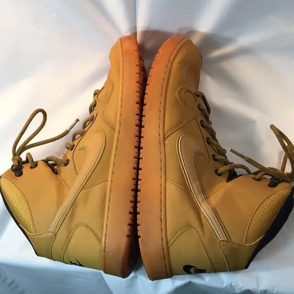 Nike Son Of Force Sneakers Men’s Size 13 Mid-Winter Wheat Like-NEW Condition