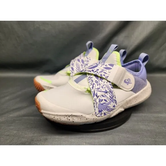 Nike Toddlers Flex Advance SE (TD) Sneakers Hook And Loop Size 9 NEW IN BOX!