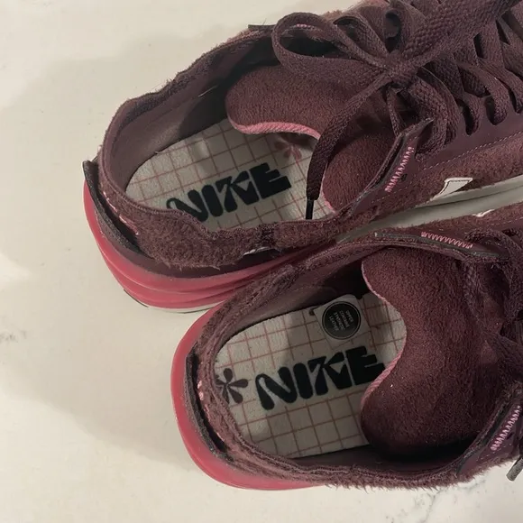 Nike Waffle One SE