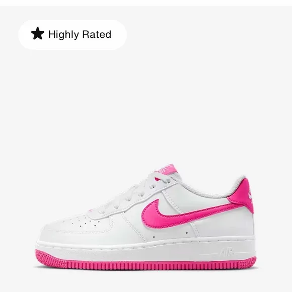 Nike White and Pink Sneakers Classic Design