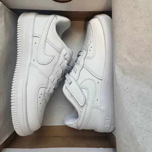 Nike White Sneakers Air Force 1 Style