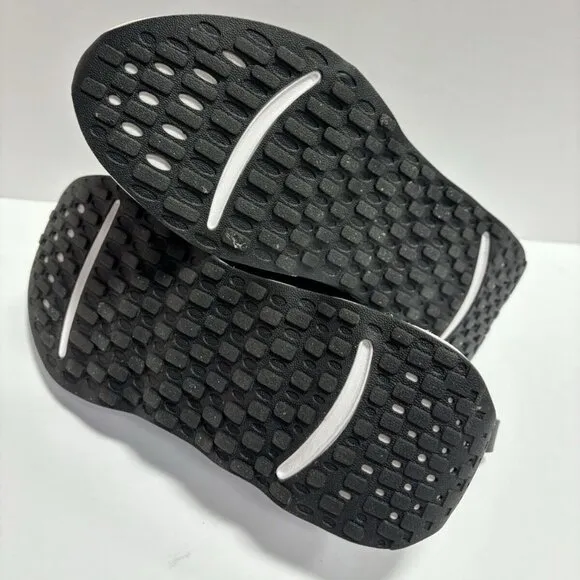 Nike Women’s Promina Black Walking Shoes, Size 8.5 M
