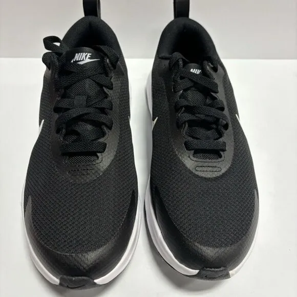 Nike Women’s Promina Black Walking Shoes, Size 8.5 M