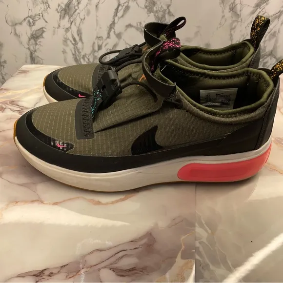 Nike Womens W Air Max Dia Winter Cargo Khaki/Black-Summit White Bq9665 301 8.5
