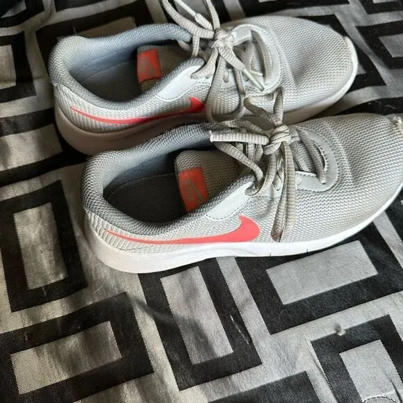 Nike Girls Tanjun Sneakers
