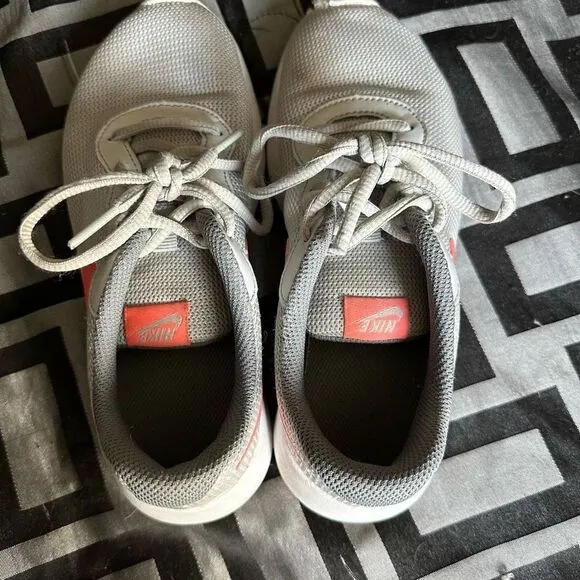 Nike Girls Tanjun Sneakers