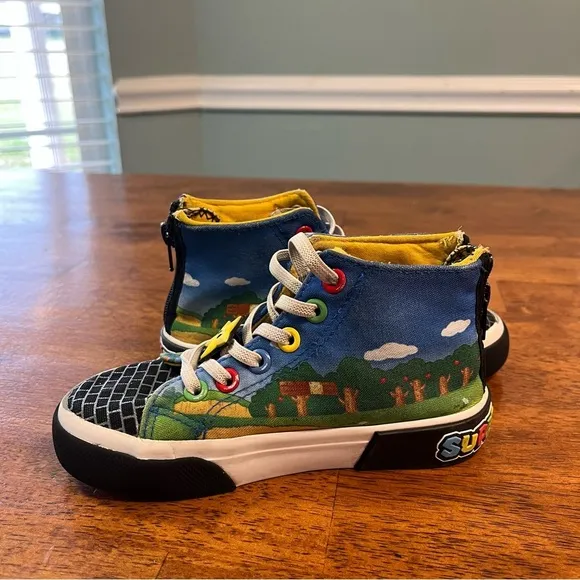 Nintendo Super Mario Luigi high top sneakers size 11 multicolor red green yellow