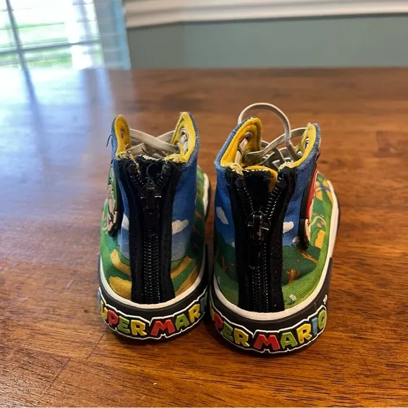Nintendo Super Mario Luigi high top sneakers size 11 multicolor red green yellow