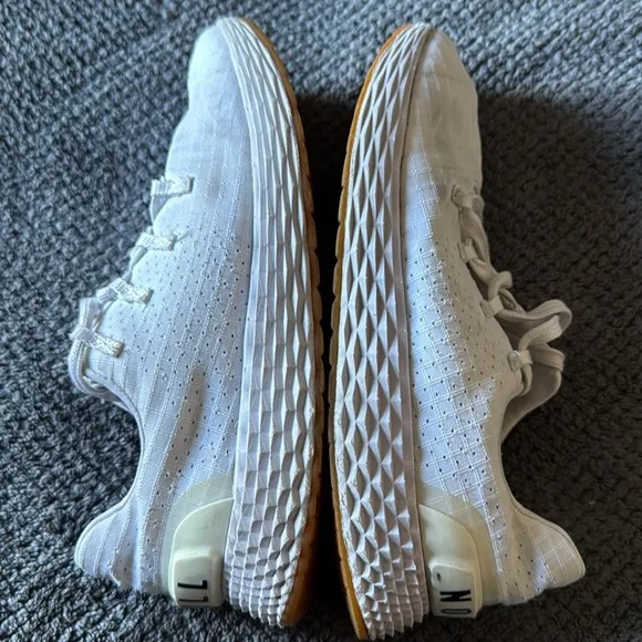 NOBULL Ripstop Runner White Gum Sole Men’s 5 Women’s 6.5 Training Shoes