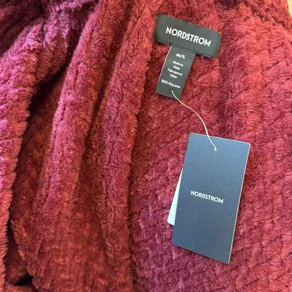 Nordstrom Jacquard Plush Soft Thick Knit Robe Waist Tie Burgundy M/L