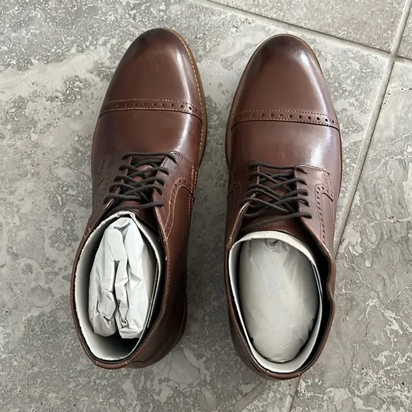 Nunn Bush Middletown Medium Cap Toe Chukka Boots in Brown, Size 10 New in Box