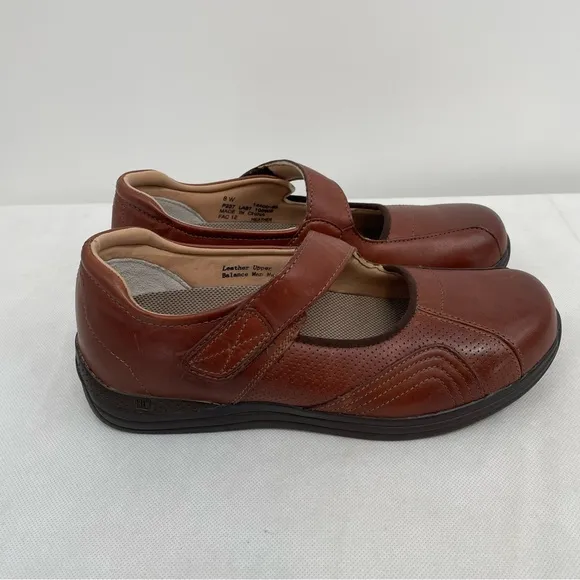NWOB DREW Women's Heather BROWN Leather Mary Jane Comfort Shoes Sz 8 W