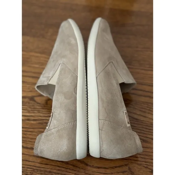 NWOB MEPHISTO Korie Metallic Beige Slip On Comfort Shoes Women's Size 9