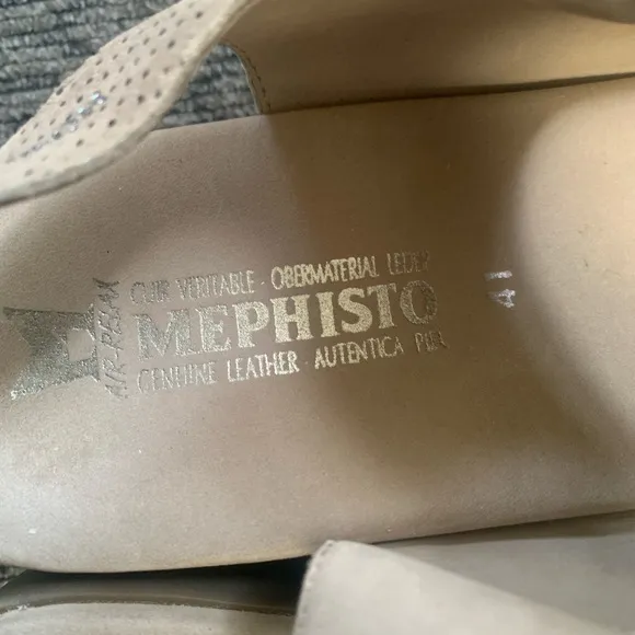 NWOB Womens Mephisto Cecilia Brown Beige Heels size 10