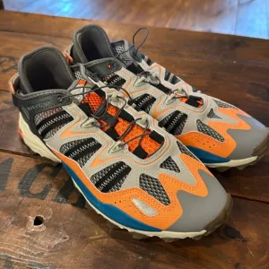 NWOT Adidas HYPERTURF ADVENTURE Sneakers