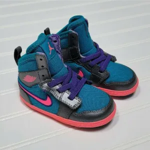 NWOT Air Jordan 1 Retro Skinny High Tropical Teal Sneakers