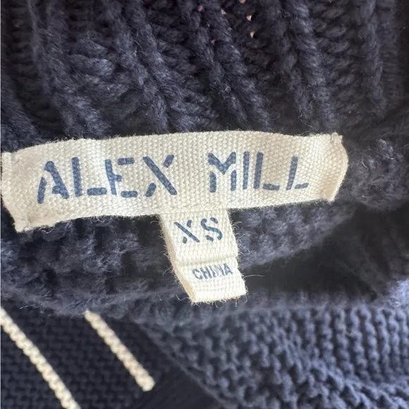 NWOT Alex Mill Button-Back Crewneck Sweater in navy Stripe XS