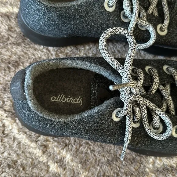 NWOT Allbirds Merino Wool Runners Shoes Gray Black Mens 8