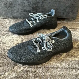 NWOT Allbirds Merino Wool Runners Shoes Gray Black Mens 8