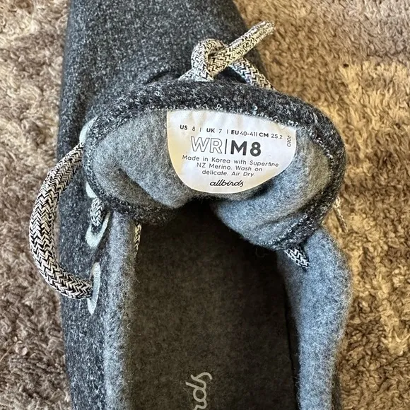 NWOT Allbirds Merino Wool Runners Shoes Gray Black Mens 8