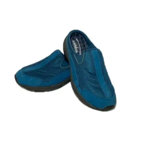 NWOT Easy Spirit Women's Size: 6.5