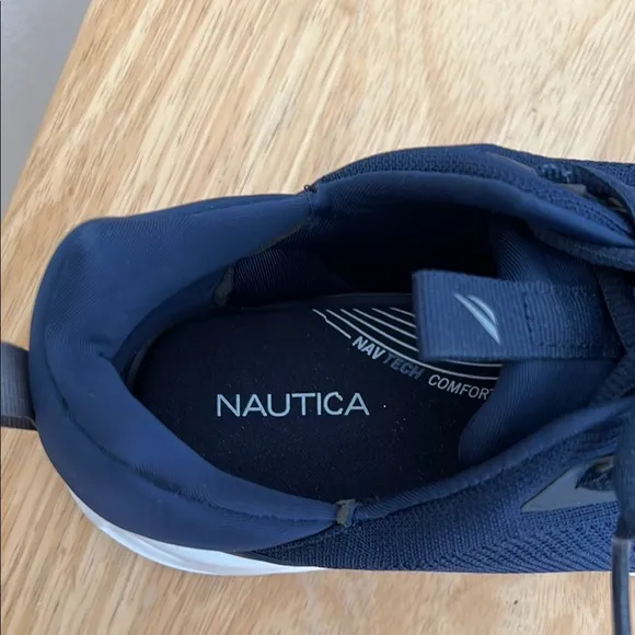 NWOT Nautica Men's Navy Sneakers