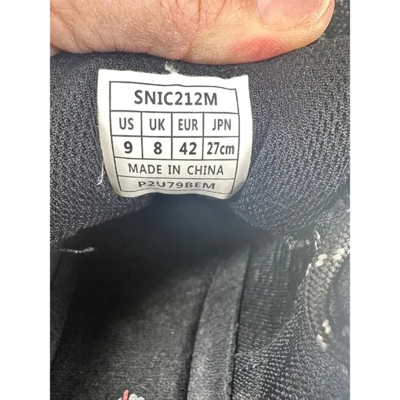NWOT! Nortiv 8 Work Shoes Steel Toe Safety Black Sneakers Lightweight Size 9