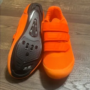 NWOT Orange cycling  Shoes