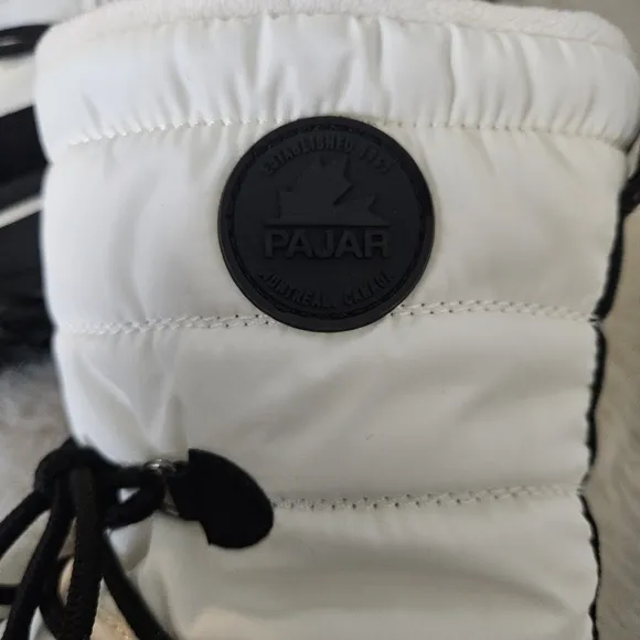 NWOT Pajar Tirana kids winter boots size 1