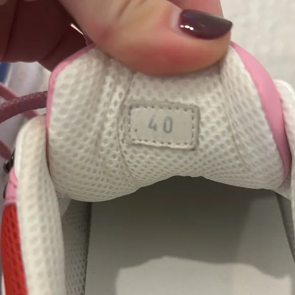 NWOT Rare! MSGM sz 9 Revolve chunky running lace up sneakers in white pink blue