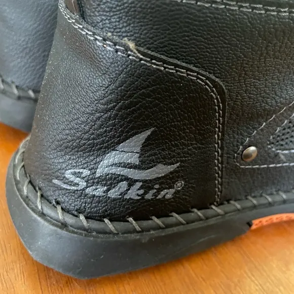 NWOT - SALKIN Shoes