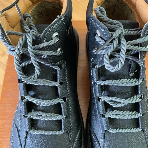 NWOT - SALKIN Shoes