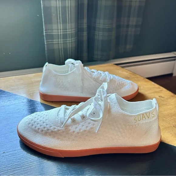 NWOT Suavs The Zilker Gum Sneakers