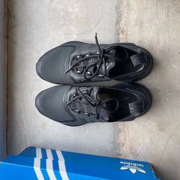 NWT Adidas Men's NMD_V3 Triple Black size 8 GX9587