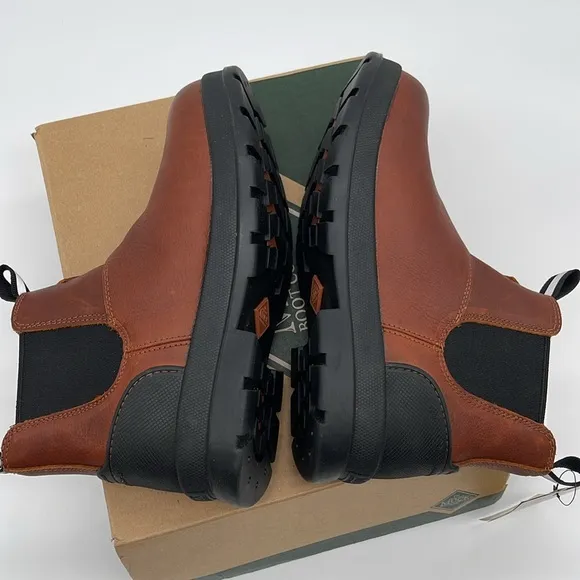 NWT And Box Original Muck Boot Company Men’s Chore Farm Leather Chelsea 9.5