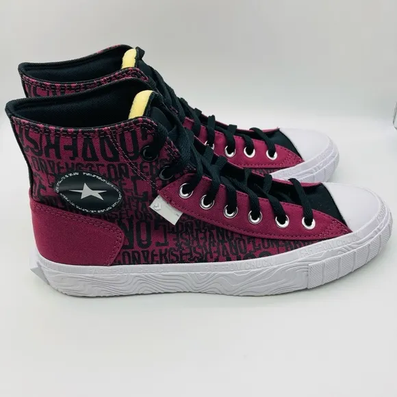 NWT Converse Chuck Taylor All-Star High Top Sneakers M 9/W 11/275mm