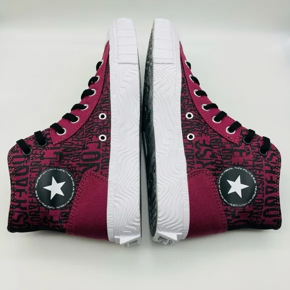 NWT Converse Chuck Taylor All-Star High Top Sneakers M 9/W 11/275mm