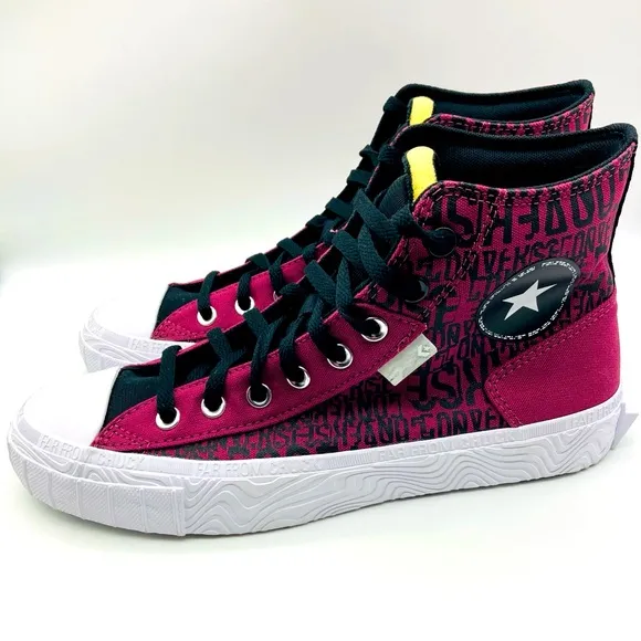 NWT Converse Chuck Taylor All-Star High Top Sneakers M 9/W 11/275mm