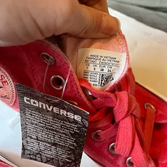 NWT: Converse Women's Red high heel Sneakers